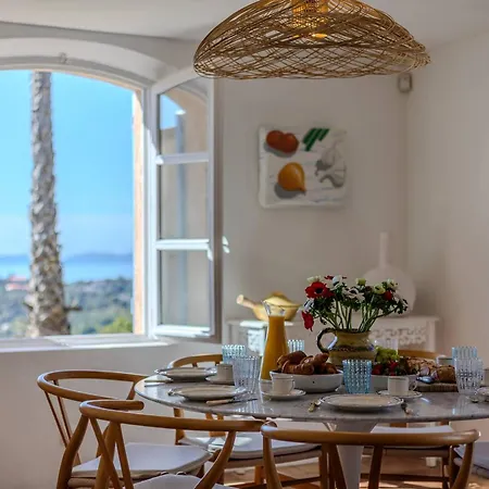 De Standing Avec Piscine Et Climatisation - Fr-1-726-51 * Ла Круа-Вальме