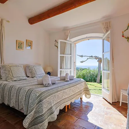 וילה De Standing Avec Piscine Et Climatisation - Fr-1-726-51