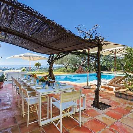 וילה De Standing Avec Piscine Et Climatisation - Fr-1-726-51 *