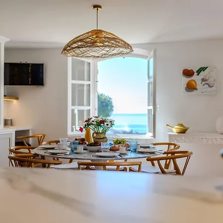 De Standing Avec Piscine Et Climatisation - Fr-1-726-51