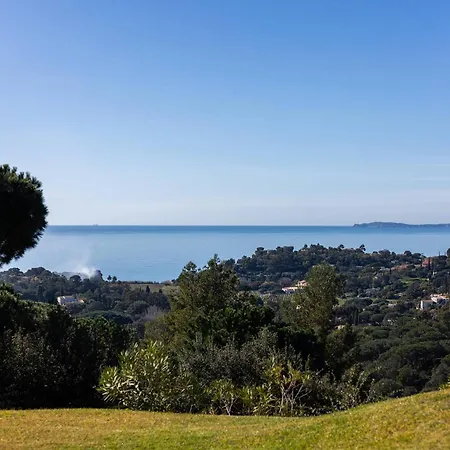 De Standing Avec Piscine Et Climatisation - Fr-1-726-51